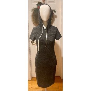 Duets - Gray Hoodie Short Sleeve Pullover Dress